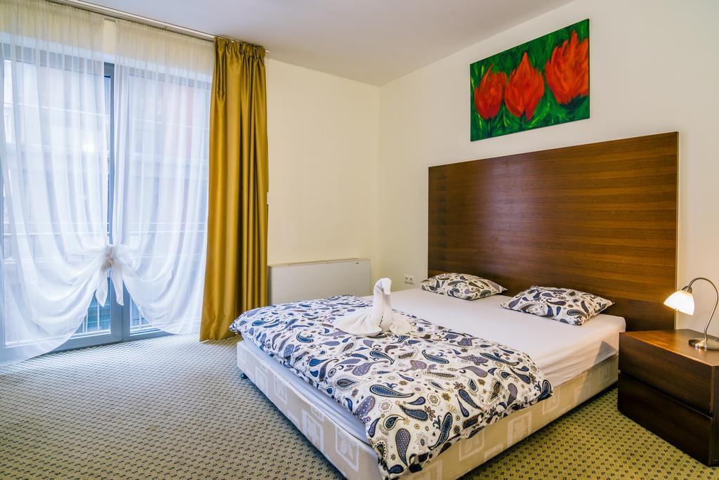 City Gardens Hotel & Wellness Budapeste Exterior foto