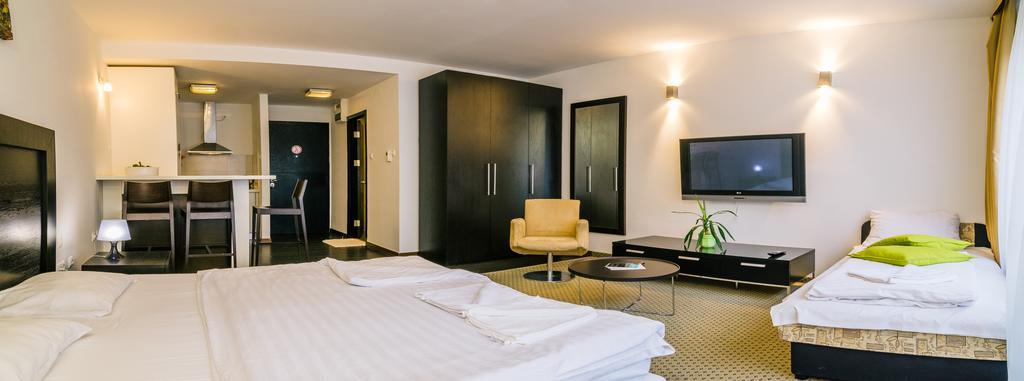 City Gardens Hotel & Wellness Budapeste Exterior foto